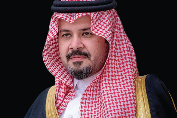 أمير المدينة يوجه باستمرار العمل في الإمارة خلال إجازة عيد الفطر