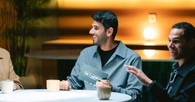 محمد البسيونى يقدم رابع حلقات برنامج «خطوتين لـ ورا» اليوم