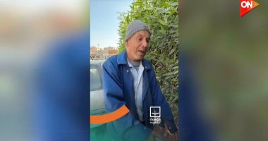 برنامج حياة كريمة يدعم عم مصطفى بـ 40 ألف جنيه فيسجد باكيا