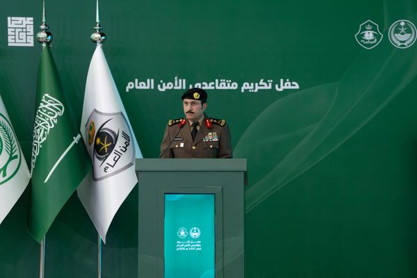الفريق البسامي يشهد حفل تكريم المتقاعدين من منسوبي الأمن العام