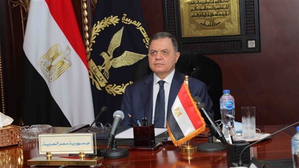 الداخلية تبعد سوريين خارج البلاد للصالح العام