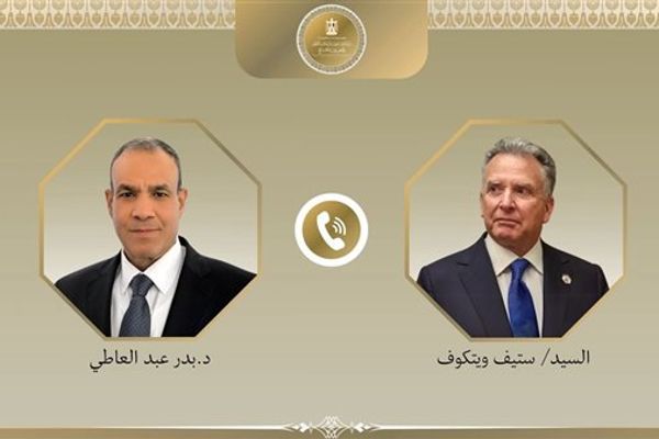 وزير الخارجية يؤكد لـ"ويتكوف" أهمية تكثيف الجهود لدعم مسار المفاوضات الأمريكية الإيرانية