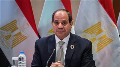 السيسي يدعو لاحتواء التصعيد ويؤكد رفض مصر لأي اعتداء على سيادة الدول