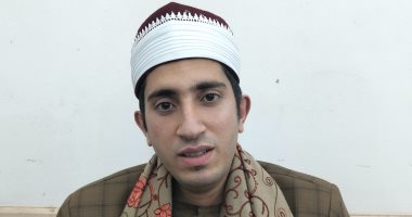 قصة شاب شرقاوى خاتم للقرآن الكريم وحباه الله بحنجرة ذهبية
