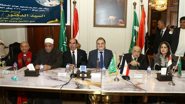 بحضور البدوي والفقي، الوفد ينظم احتفالية تكريم حفظة القرآن الكريم (صور)