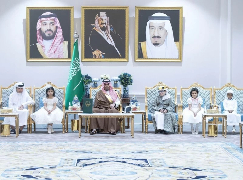 نائب أمير نجران يشارك الأيتام وذوي الإعاقة وأبناء الشهداء إفطارهم