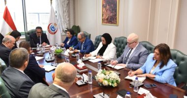 وزير الصحة يبحث تعزيز التعاون مع البنك الدولى ومؤسسة التمويل الدولية