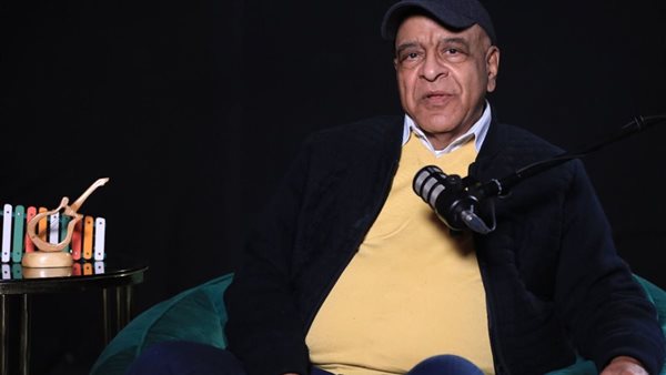 عنتر هلال يحكي كواليس مسيرته مع الفولكلور وأغاني التسعينات في كاسيت