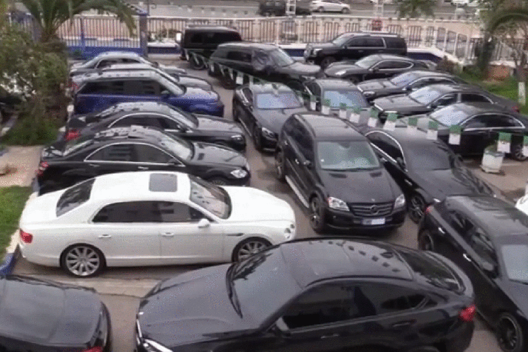 حجز عقارات وسيارات بـ270 مليار من أملاك طحكوت المخفيّة!