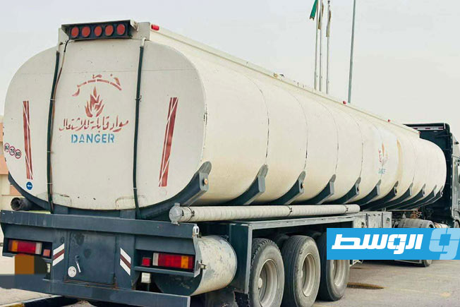 ضبط 30 ألف لتر من وقود الديزل قبل تهريبها في سرت