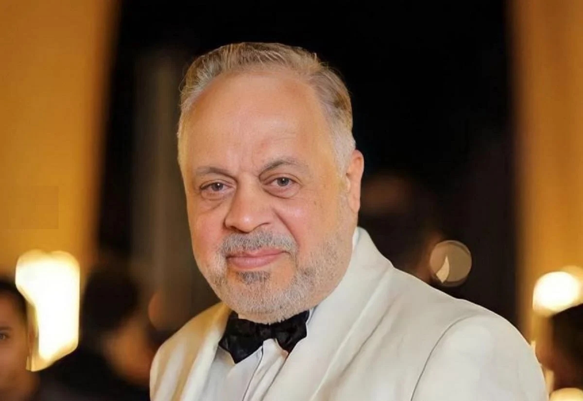 أشرف زكي يشكو "مذيع الجنازات" لنقابة الإعلاميين
