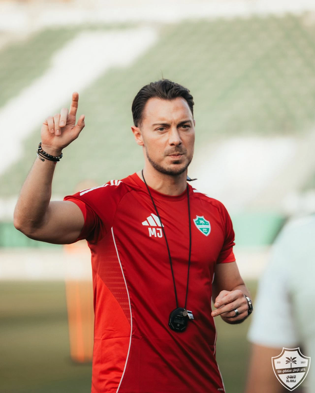 ماتياس يحقق 60 انتصاراً في دوري المحترفين