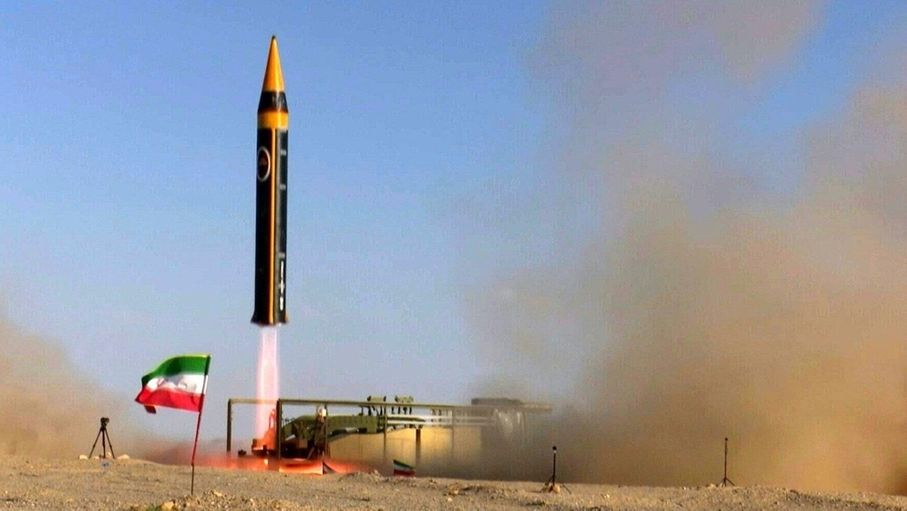 الحرس الثوري ينفيذ الموجة 68 ويستهداف مواقع في حيفا وتل أبيب...
