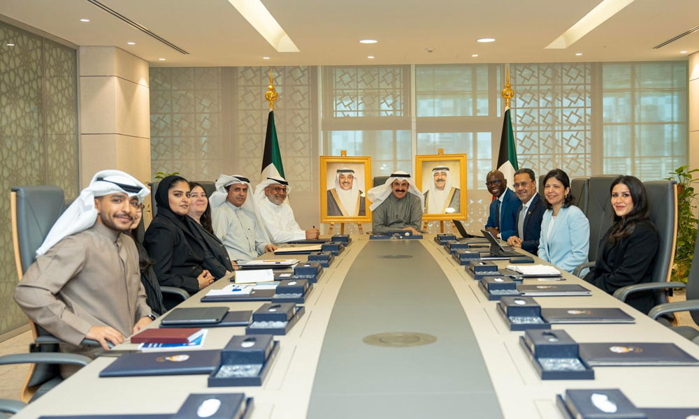 وزير المالية يبحث مع نائب رئيس مجموعة البنك الدولي لشؤون الشرق الأوسط سبل تعزيز التعاون