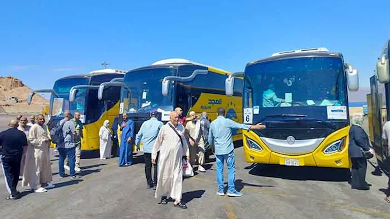 بدء عودة حجاج السياحة البري.. 123 حاجًا يصلون العقبة تمهيدًا لعبور نوي