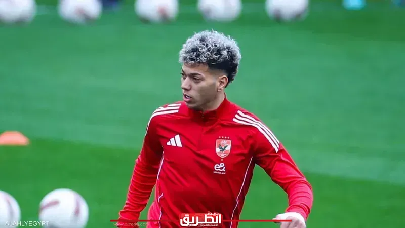 الأهلي يبدأ تحركاته بالتنسيق مع شركة الكرة لإرضاء إمام عاشور ماديا