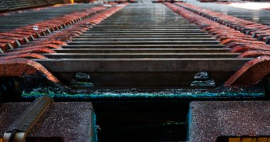 حرب إيران تضغط على صناعة التعدين العالمية وترفع تكاليف الإنتاج والتضخم الأمريكي