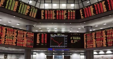 شركات عالمية ترجئ طروحاتها وتجمد توزيع الأرباح تحت ضغط صراع الشرق الأوسط