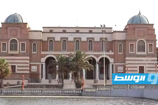 «المالية»: إحالة مرتبات فبراير إلى مصرف ليبيا المركزي