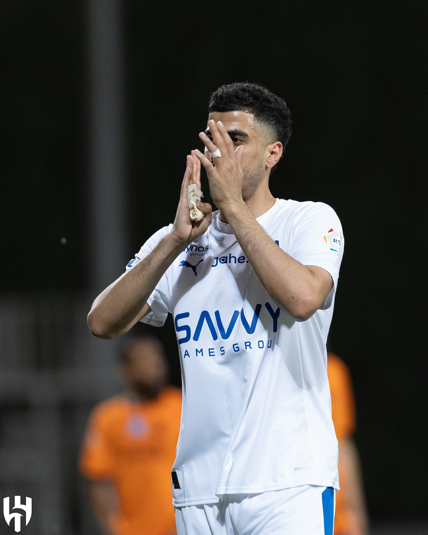 لم يخسر أي مباراة.. لماذا لم يُتوج الهلال بلقب الدوري؟
