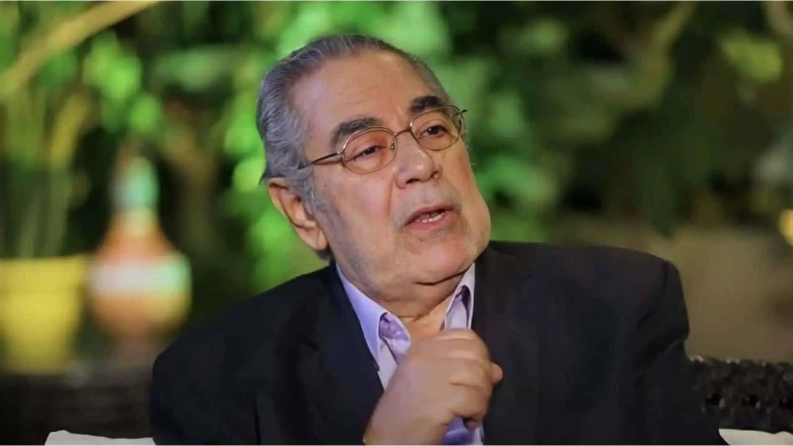 صبري عبد المنعم يرد على منتقديه