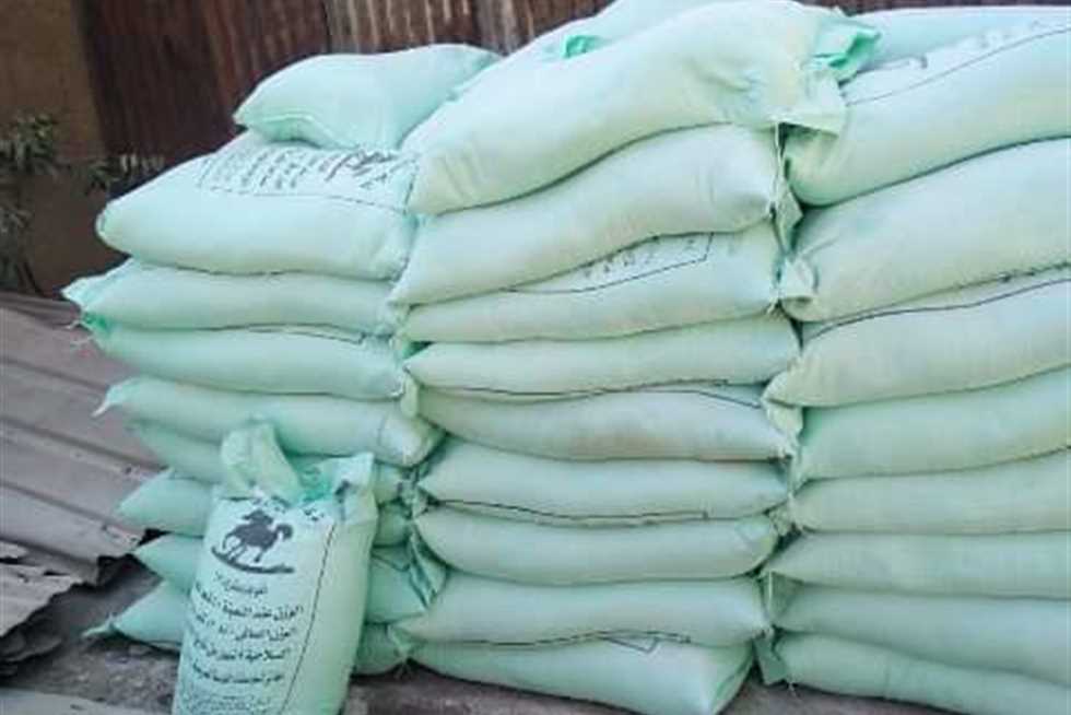 ضبط 5.5 طن دقيق بلدي مدعم قبل بيعها في السوق السوداء بالإسكندرية