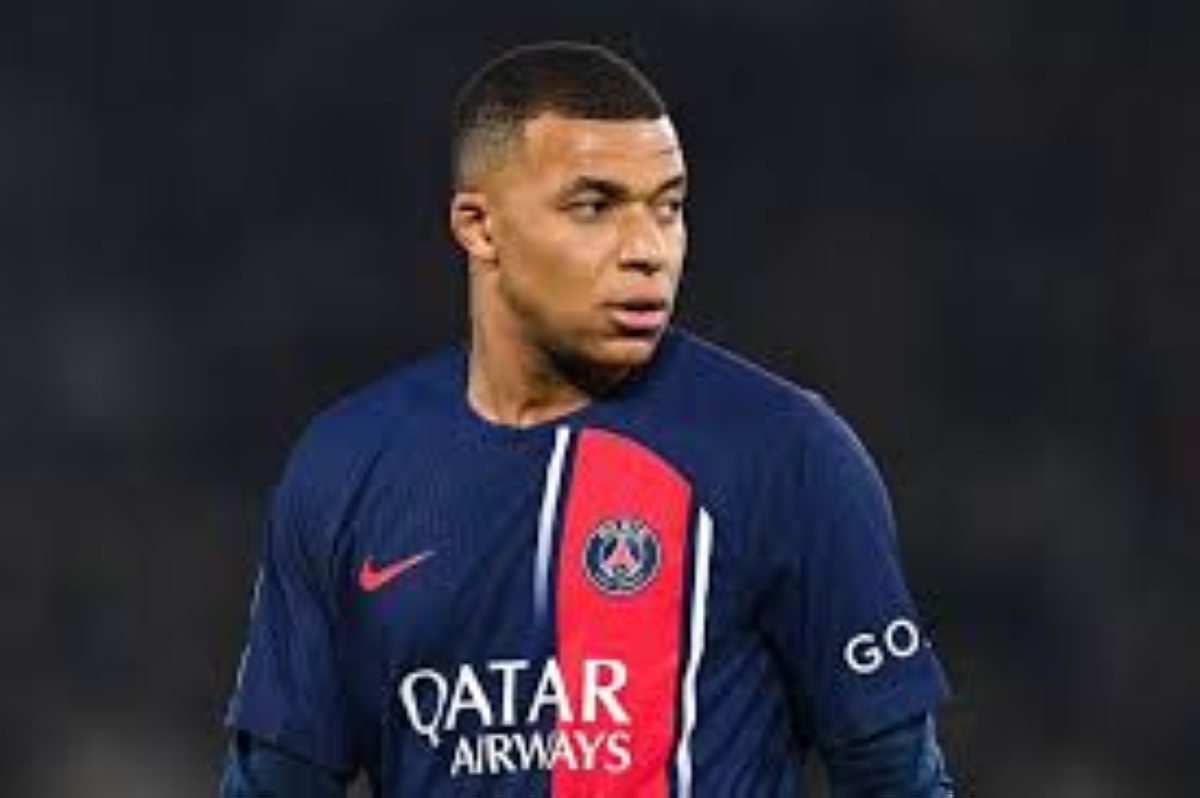 باريس سان جرمان يقرّر عدم استئناف الحكم بدفع 61 مليون يورو لمبابي