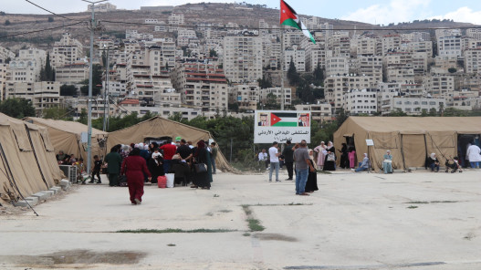 المستشفى الميداني الأردني نابلس/11 يباشر تقديم خدماته الطبية للفلسطينيين
