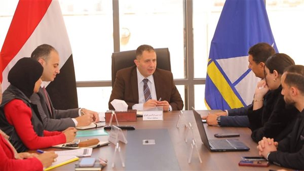 ​محافظ دمياط يتابع مستجدات مبادرة "حياة كريمة" بكفر سعد
