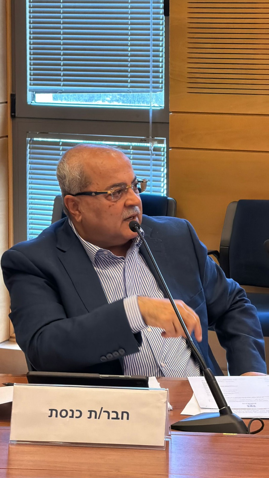 لجنة الصحة البرلمانية في الكنيست تلتئم بمبادرة د. أحمد الطيبي: أكثر من 3,500 طبيب عربي ينتظرون التخصص ولم يتم قبولهم