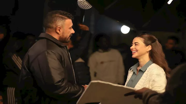يارا السكري وأحمد العوضي في كواليس الحلقة الـ 15 من علي كلاي