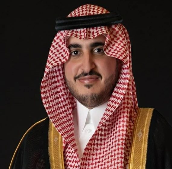 أمير الجوف ونائبه يعزّيان البحيران في وفاة شقيقته