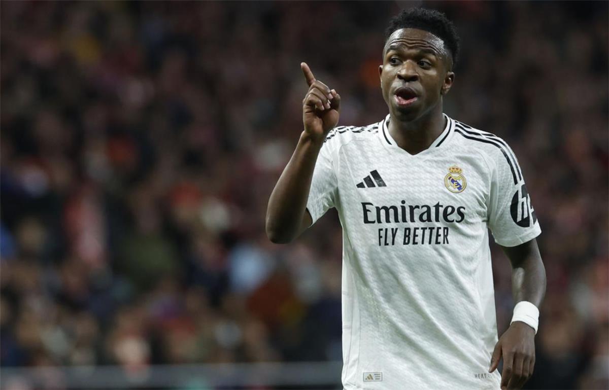 قبل مواجهة ألافيس.. فينيسيوس يشعل غضب غرفة ملابس ريال مدريد ويحتمي بدعم أربيلوا