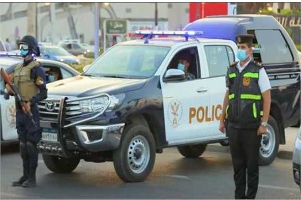 حبس مهندس متهم بالنصب على زميله في مشروع ملعب رياضي بالقاهرة