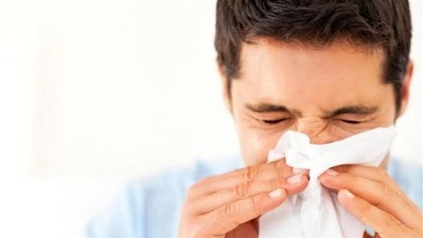 أعراض الجيوب الأنفية، كيف تتعرفين عليها وتفرقين بينها وبين نزلات البرد؟