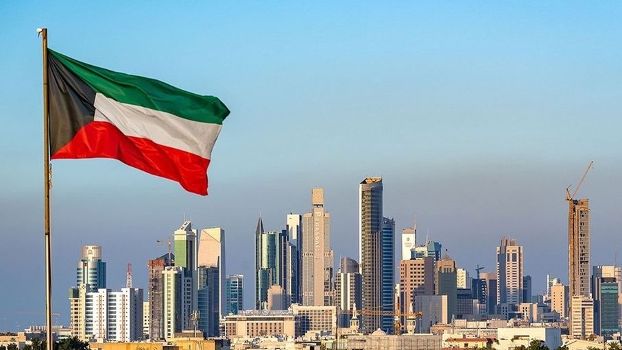الكويت تؤكد التصدي لطائرات مسيرة قادمة عبر البحر