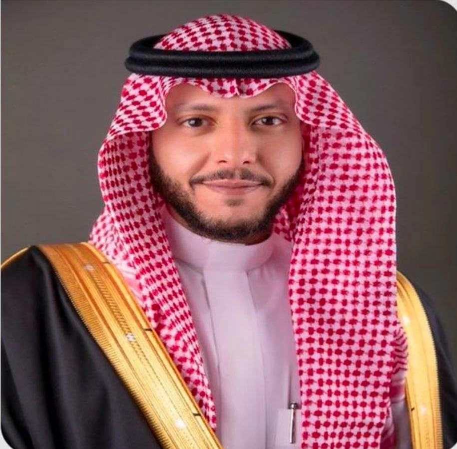 نائب أمير منطقة المدينة يعزّي أسرة الربيعي