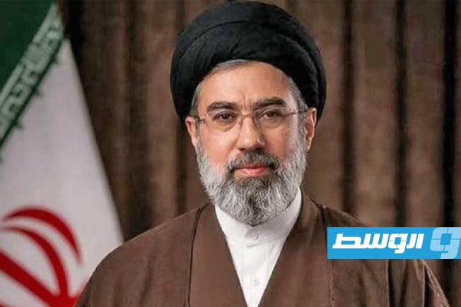 مرشد إيران يدعو دول المنطقة إلى إغلاق القواعد الأميركية ويؤكد إبقاء مضيق هرمز مغلقا