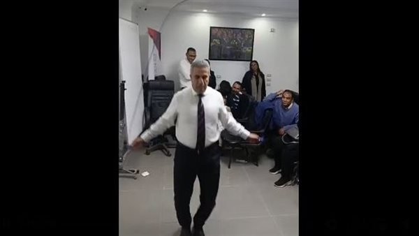 فيديو «نط الحبل» للعميد محمد سمير يشعل تفاعلًا واسعًا على مواقع التواصل الاجتماعي