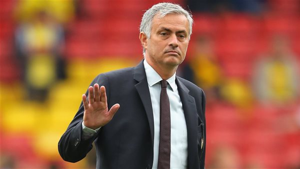 مورينيو يثير الغموض حول مستقبله مع بنفيكا وسط تقارير عن عودته المحتملة لريال مدريد