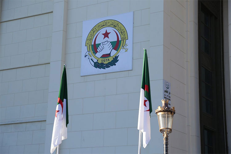 الشركات الاقتصادية لا تنفذ أحكام إدماج العمال المفصولين!