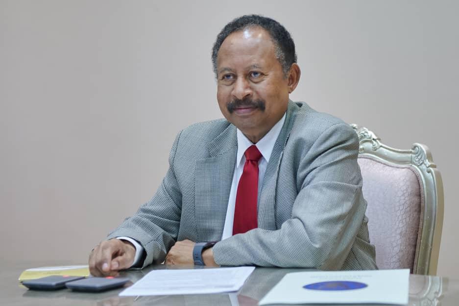 حمدوك إستحالة إصطفاف نخب الداخل خلفه وإمكانية سماع العالم الخارجي لصوته