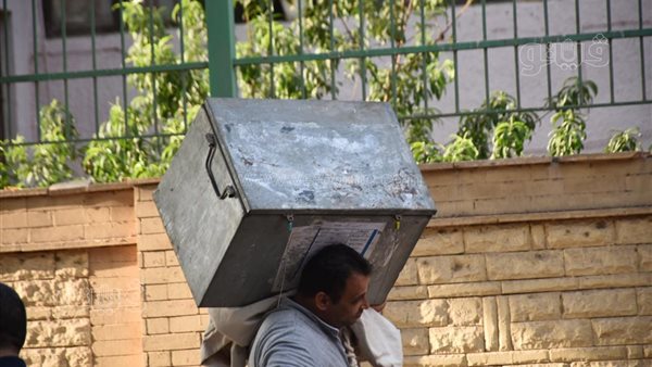 التعليم تتابع وصول أوراق أسئلة امتحانات الثانوية العامة 2026 إلى اللجان