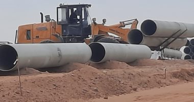 وزيرة الإسكان تتابع موقف تنفيذ مشروعات المرافق والطرق بالمناطق الصناعية