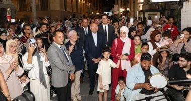 ​محافظ القاهرة يتفقد فعاليات شارع الفن بوسط البلد بعد استئنافها
