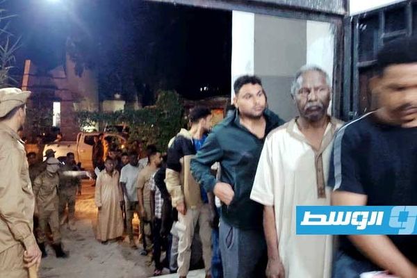 ترحيل 88 مهاجرًا غير قانونيين في القبة