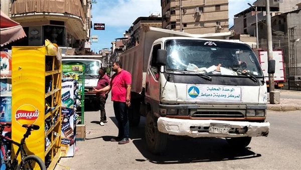 استمرار حملات رفع الإشغالات بشوارع دمياط لإعادة الانضباط المروري والمظهر الحضاري