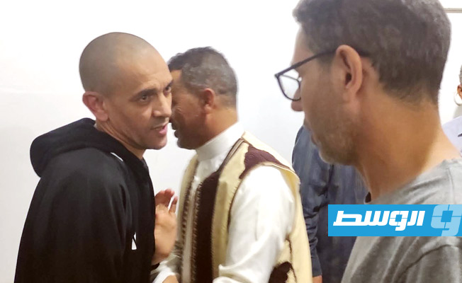 إطلاق الصحفي صالحين الزروالي بعد احتجازه عامين