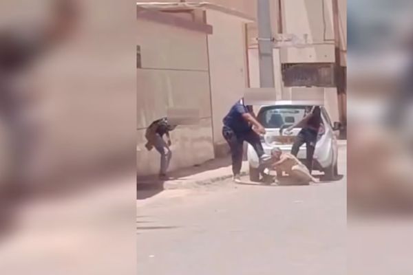 ورقلة: توقيف 4 أشخاص بعد تداول فيديو يوثق اعتداء وسرقة مواطن