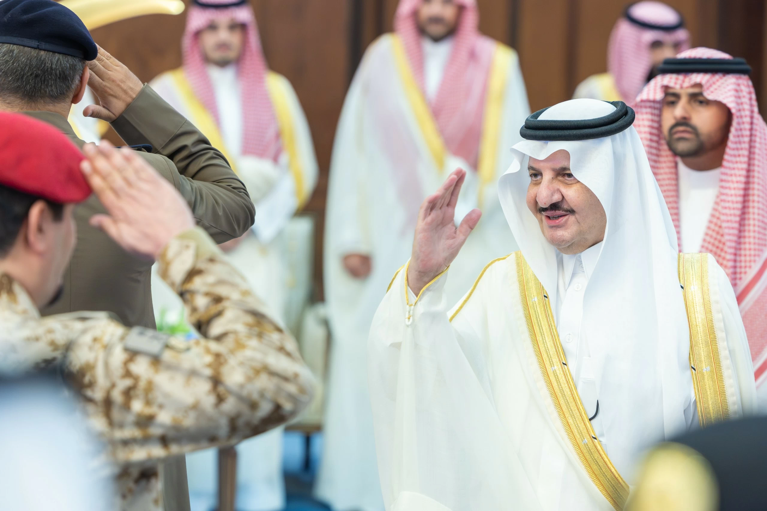 أمير المنطقة الشرقية ونائبه يستقبلان المهنئين بعيد الأضحى المبارك
